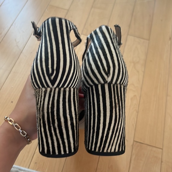 Sam Edelman pink and zebra heels - Picture 4 of 5